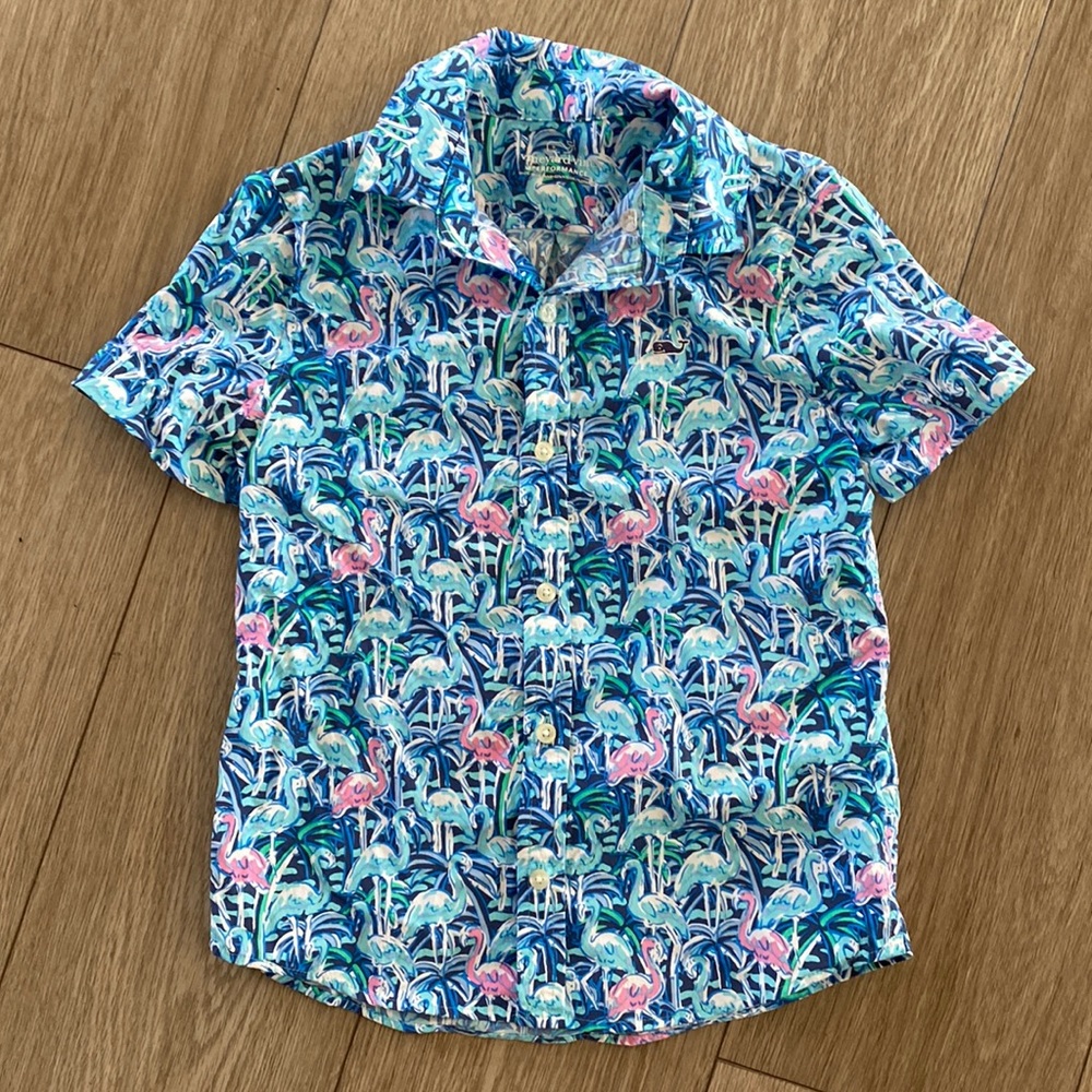 Vineyard Vines Boys Performance Button Down short sleeve shirt size 5 flamingos
